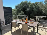 Appartement au Calme à 5km du Port de Bonifacio