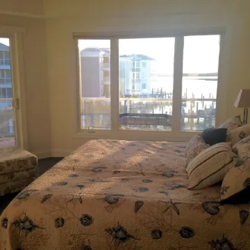 Sunset Bay Villas - 'Sunset in Paradise'  Amazing Water Views & Sunsets