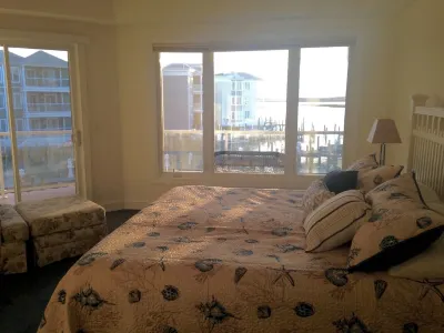 Sunset Bay Villas - 'Sunset in Paradise'  Amazing Water Views & Sunsets