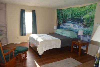 Sanctuary Woodland Guest House, located next to the conservation area!