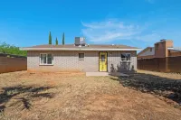 l New l Fully Remodeled 3Br/2BTH l 1 min to Veterans Memorial Park l Central LOC Hotels near O'Neil Hall