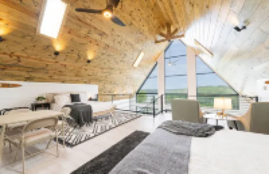 Eagle Bluff Cabin at Greers Ferry Lake