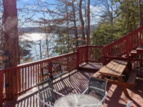 Sleeps 20. Inside Lake Norman State Park; Kayaks, Canoes, Theater, Pool Table Hotels in Fallstown