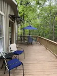 2 BDRM Treehouse Hideaway- Lake Conroe | Boat ramp