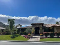 Amazing 5 bedroom Indian Wells Country Club home with private backyard! Các khách sạn ở Indian Wells