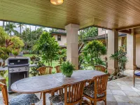 Gated Beachfront Estate - On the Sand -Secluded Beach safe year round TVNC-4245 Hotels in Anahola