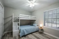 Tranquil Home with Pool sleeps 8