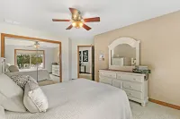 Beautiful and spacious lakefront home! Close to everything!