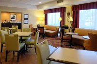 Hampton Inn Lima Hotels in Perry Township