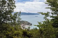 Quiet and secluded, close to Cinque Terre, Porto Venere, Lerici, and Tellaro