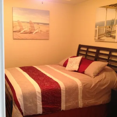 Lakefront Condo #309 2Br/2BA-Private Balcony, Private Beach and Wine Tours!