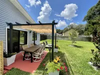 Golf Cart to Beach, Pet Friendly, Fenced Yard, Amelia Island Quiet Home Escape