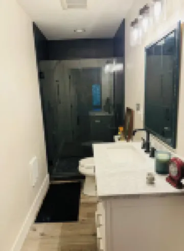 Llama Ranch Cozy 1-bedroom apartment just South of Missoula with WiFi! Hotels in 