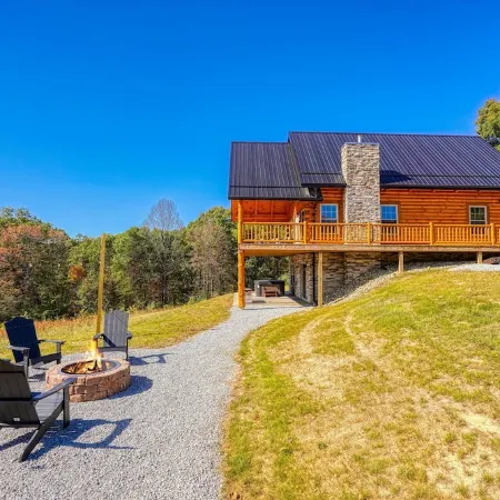 Moonlight Meadow cabin at Trickle Creek at Hocking Hills