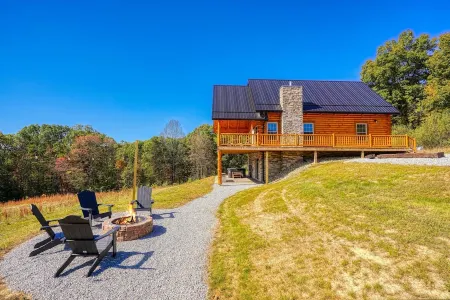 Moonlight Meadow cabin at Trickle Creek at Hocking Hills