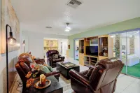 Classic Modern 3-Bedroom Oasis