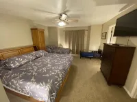 Beautiful home, 8 bedrooms-18 beds-sleeps 30, family friendly