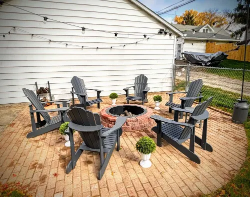 Charming Restored 1891 House Hotels in Fort Atkinson