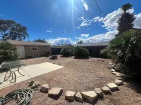 Summer Getaway Pet Friendly Colorado River Close 3Br2Ba, Fenced Yard! Snowbirds