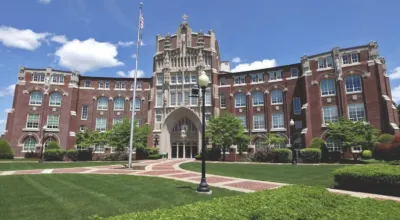 3-Bedroom Apt Near Prov College & Downtown Providence Hôtels à : 