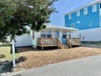 “Castaways" Atlantic Beach Family Fun Cottage