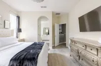 Spacious 3Br 2BA Apopka Vacation Rental. Close to Disney, Universal & Springs Hotels in Apopka