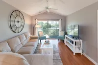 Relaxing 2BR 2BA Condo on Golf Course w/ balcony