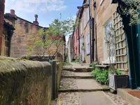 17th Century cottage in the heart of smugglers fishing village. Hotels in Fylingdales