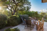 5BR/4BA Villa - View of Mountains