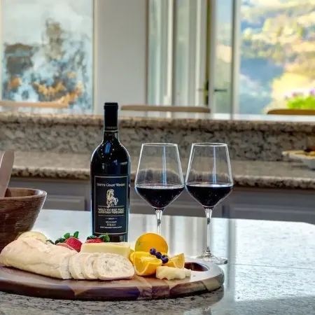 Luxury Chateau - epic saltwater lap pool, wine+beach+retreat