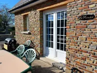 Spacious country house 12 km from Mont Saint-Michel
