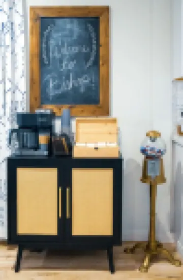 3 bedroom 2 bath private house,walkable to restaurants, shops, and breweries.