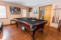 Custom Home In The Lost Sierras w/ Pool Table