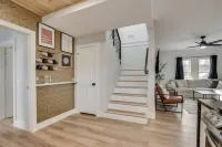 Old Town Keller 5bed 3 bath home Hotels in Keller