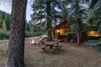 The Call of the Water - Private luxury cabin on river in San Juan Nat Forest!