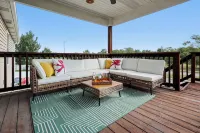 Spacious 5BD - UNL 5mins - BBQ, Games & Backyard