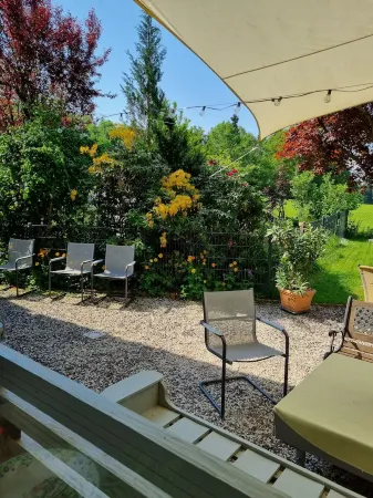 Holiday home with garden and mountain view Отели в г. Траунштайн