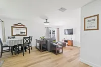 Cozy 2BD Near Ft. Myers Beach