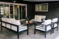 Modern & Serene Home in Midland - Fast WiFi, King Beds, RO, Gazebo, & Firepit