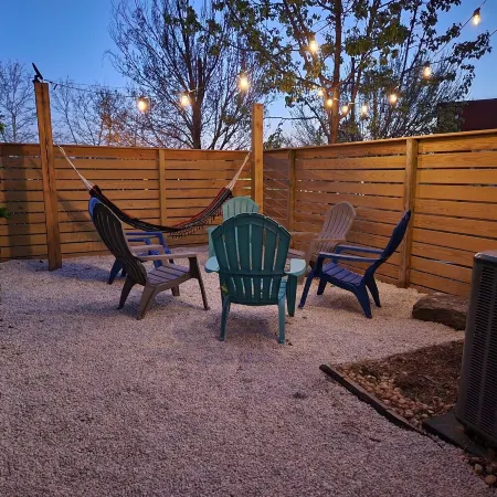 Cozy Lancaster City Townhouse - Walkable to City Sites