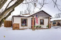 1 Mi to IU: Hoosier Home w/ Fire Pit & Fenced Yard