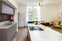 Stunning, stylish, huge 2 floor Georgian apartment