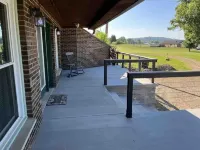 Peaceful getaway  centrally located just min. from Madison and Belterra casino.