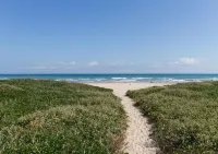 BEAUTIFUL CONDO - AMAZING BEACH VIEW FROM PRIVATE BALCONY