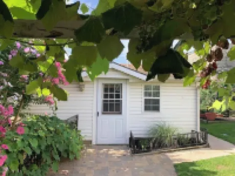 Townhome with Botanical Garden,  Pond, Pool Access, Arcade, and Theater