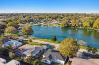 Happy Home - Fenced yard - 5 Min to Beach - Pets - 2 BR, 1 BA