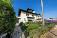 NEW 4 Bed, 4.5 Bath, 3 En-Suite, Across the Street From Balboa Park, Parking 발보아 공원 호텔