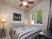 Leisure Time Getaway: Walk to the River, Pets OK Hotels in Cascade