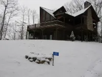 3 King Suites! Great Views! Outdoor Fireplace! Paved Roads! Pets! Access Ramp!