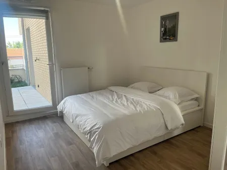 New apartment with 2 large bedrooms in the heart of the city